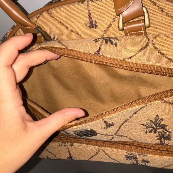 Chic Pegasus Tan Palm Tree Women's Travel Bag - Picture 12 of 15